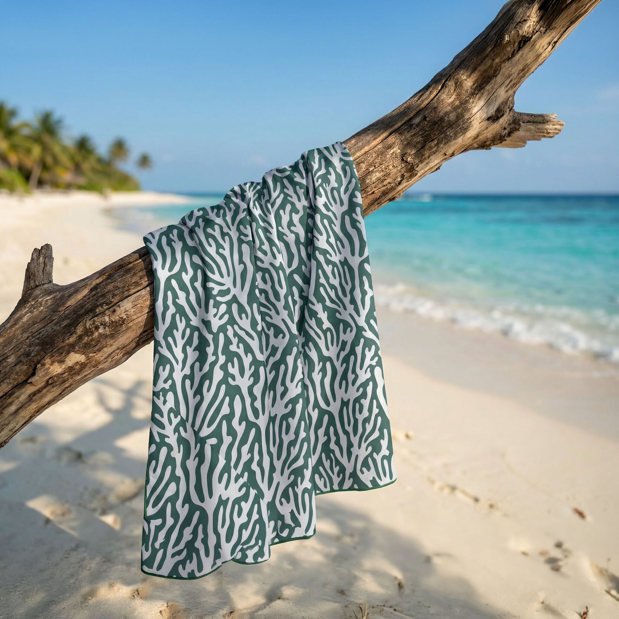 Strandlaken Ocean Corals Blauw 90x180