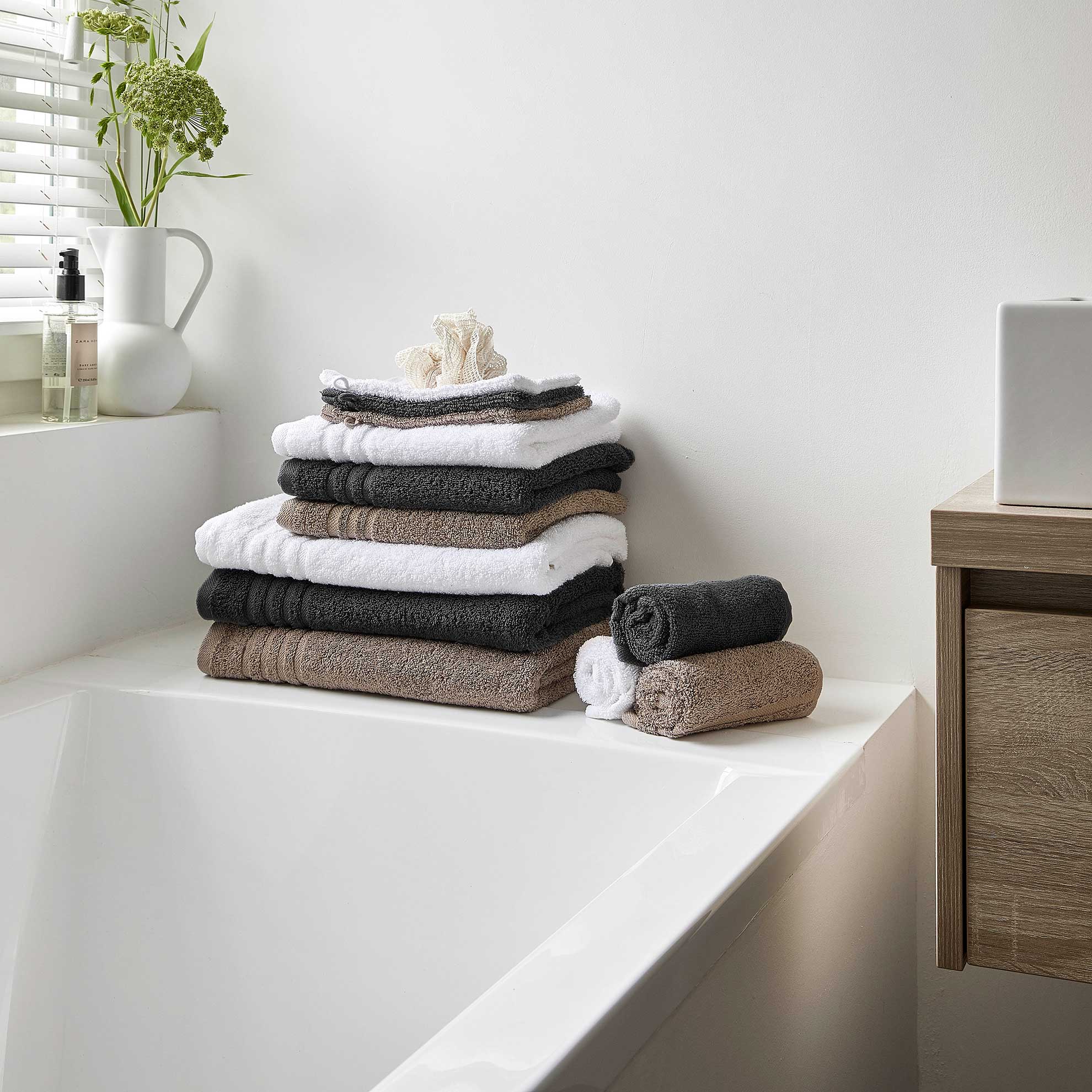 Handdoek Bath Basics 50x100